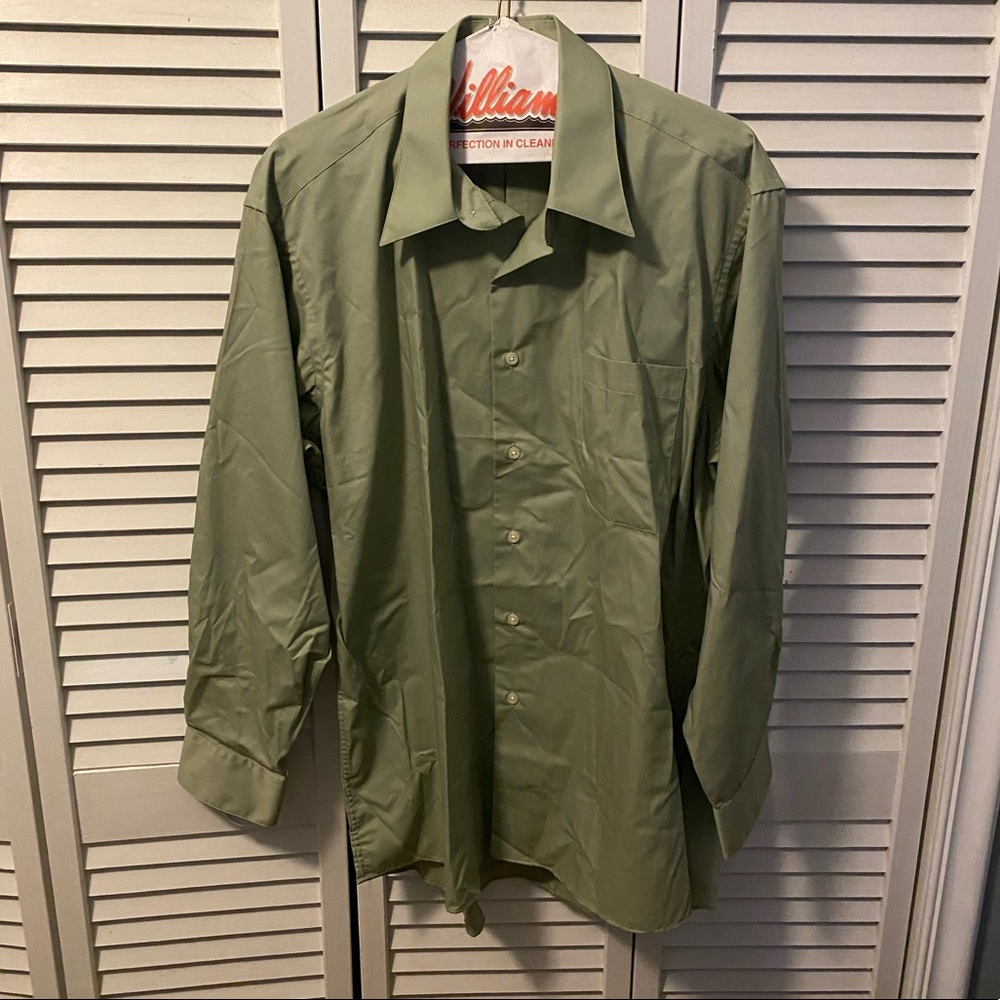Covington green button down large